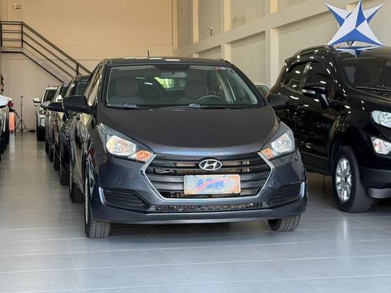 HYUNDAI HB20 1.0 COMFORT 12V FLEX 4P MANUAL HYUNDAI HB20 1.0 COMFORT 12V FLEX 4P MANUAL
